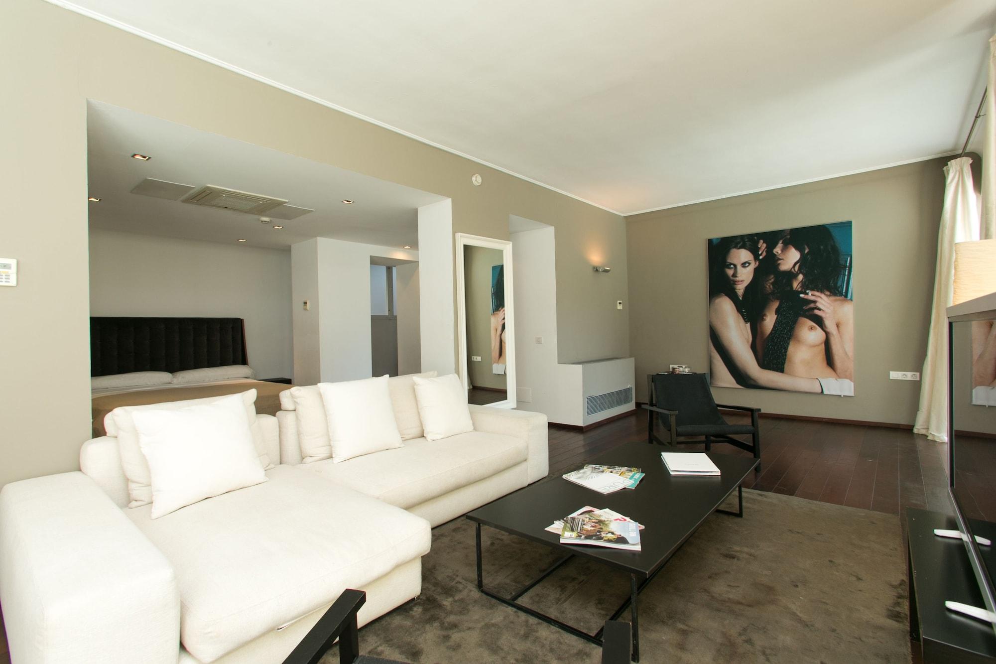 Hotel Zhero Cas Catala