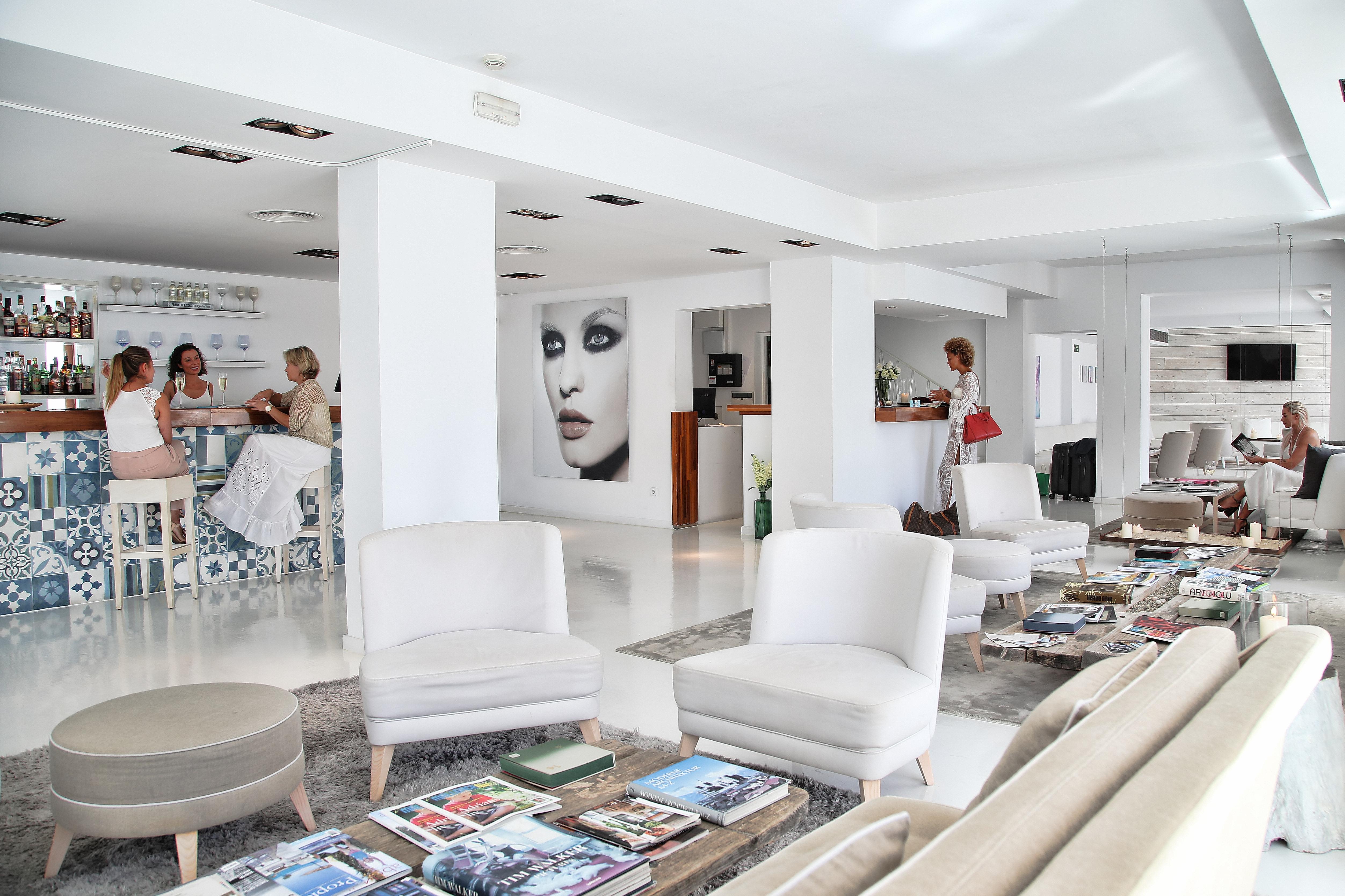 Hotel Zhero Cas Catala