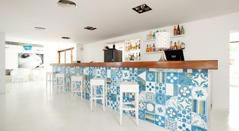 Hotel Zhero Cas Catala